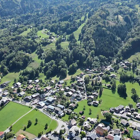 Duplex Cosy Au Centre De Village - Fr-1-642-39 *